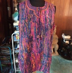 Stunning multicolored tunic